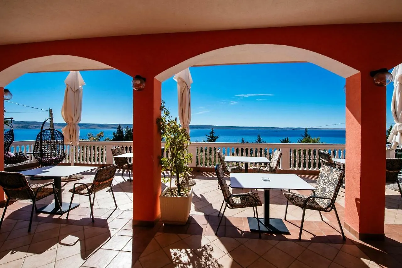 Apartments Amari  Starigrad Paklenica